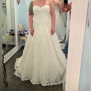 Wedding Dress (never worn)